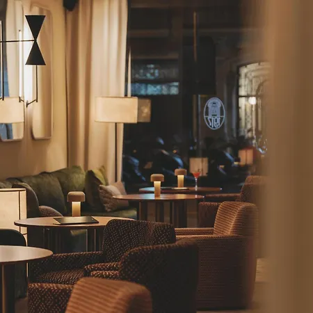 Hotel Regina 4*